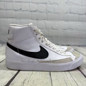 Nike Blazer Mid 77 Sneakers Youth Size 6.5 Y White Black High Top Vintage Shoes